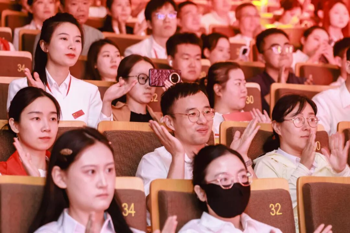 反响4 反响4